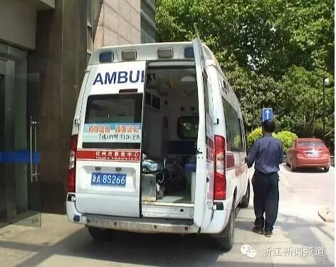 五一假期，杭州一工地的起重機(jī)吊機(jī)倒塌，造成1人重傷，3人輕傷